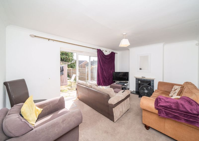 Living room- click for photo gallery
